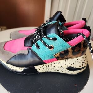 Steve Madden Pink Teal Leopard Accent Fashion Sneaker